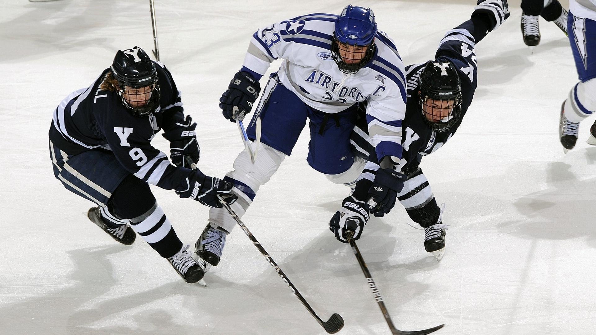 赛事揭秘:幕后策划的故事与难题,幕后策划者英文